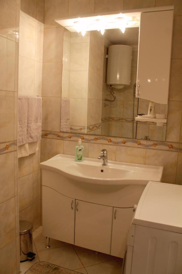 Apartman Anida Apartamento Mostar Exterior foto